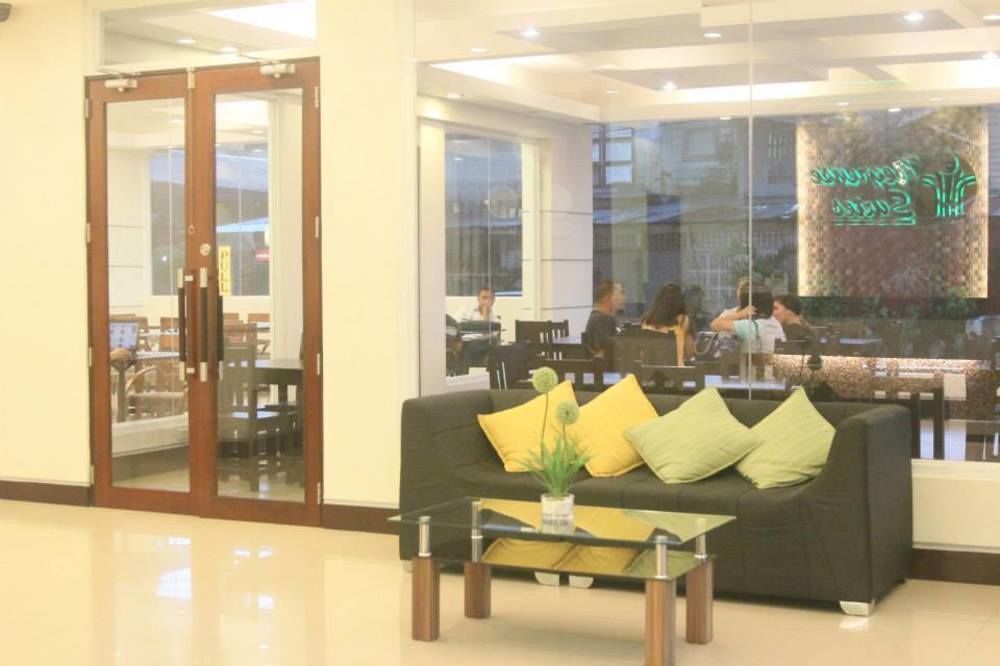 Negrense Suites Bacolod Exterior photo