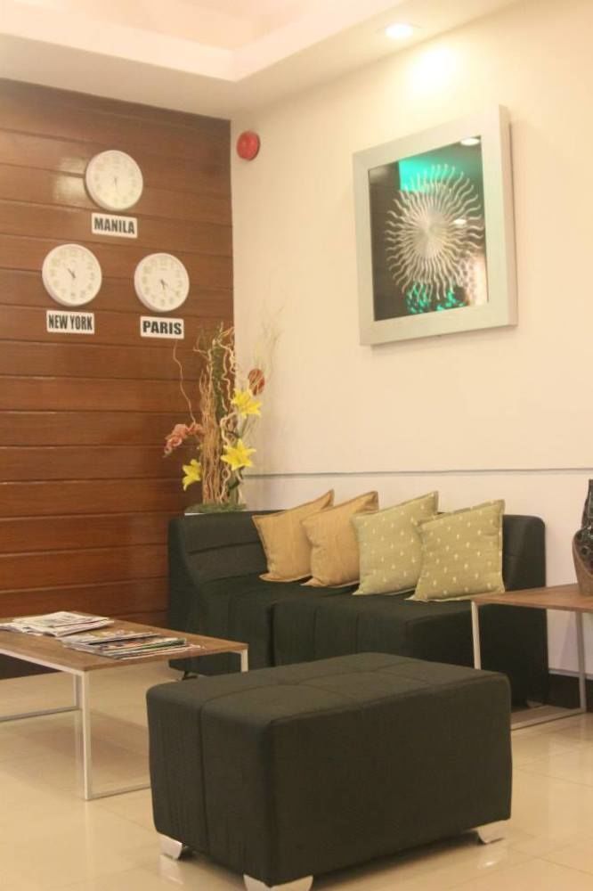 Negrense Suites Bacolod Exterior photo