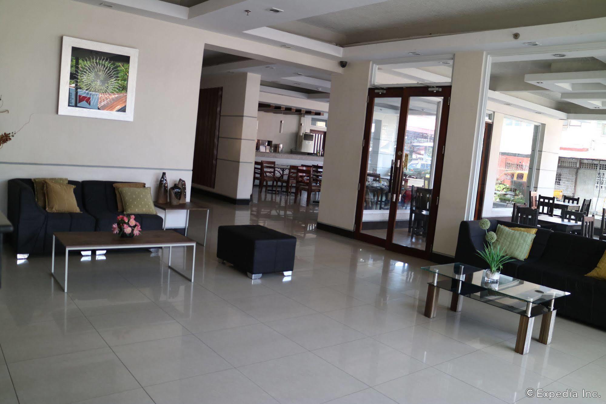 Negrense Suites Bacolod Exterior photo